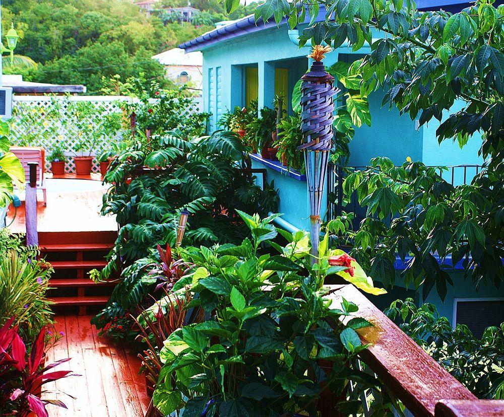 St. John Inn Cruz Bay エクステリア 写真