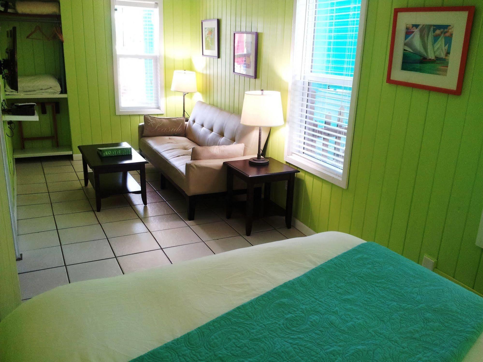St. John Inn Cruz Bay エクステリア 写真